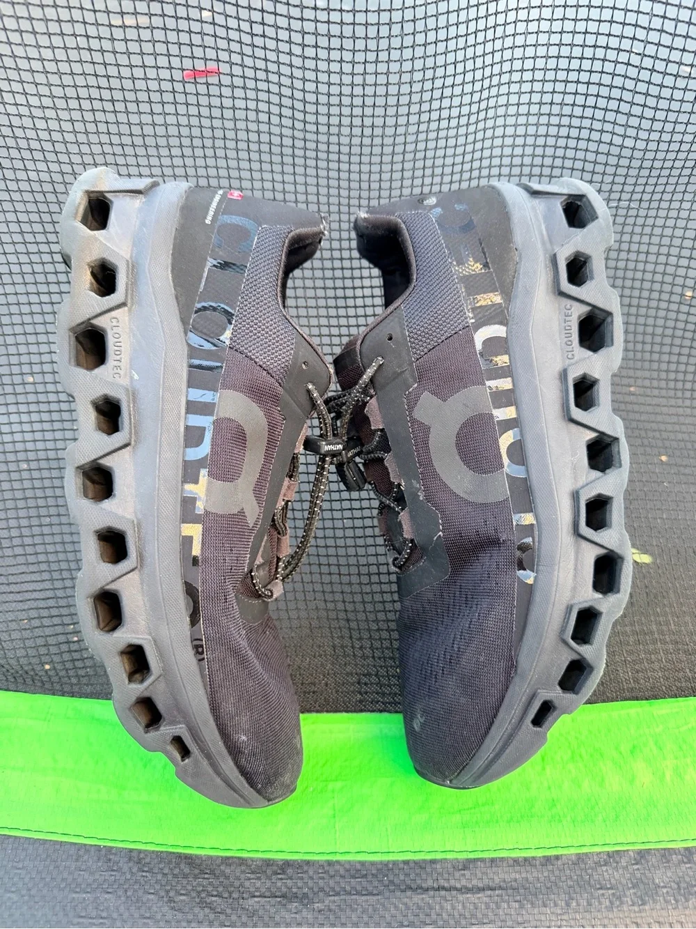 On Running Men's Black Cloudtec Hex-Sole Running Sneakers